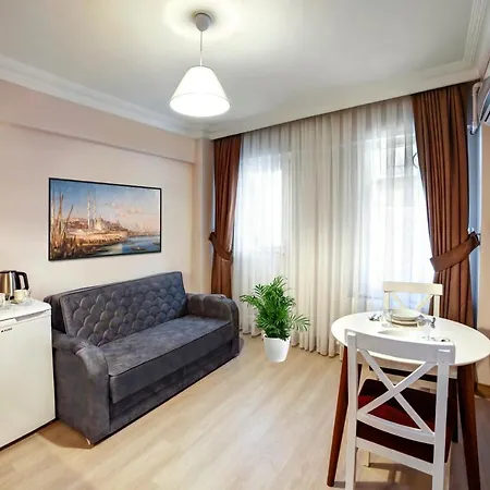 Hotel Seven Roses Istanbul