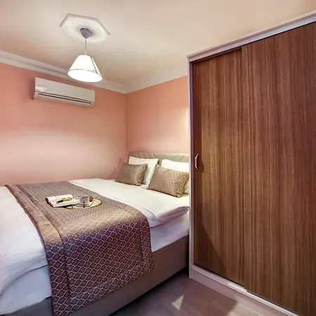 Apartament Seven Roses