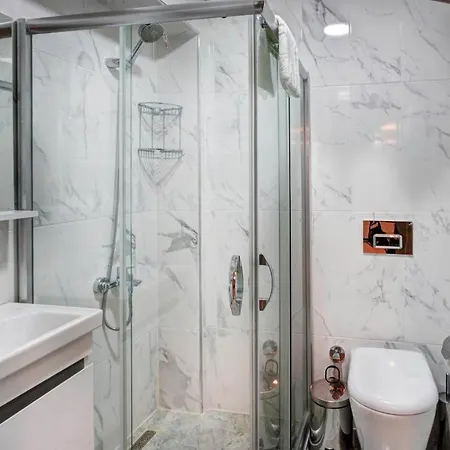 Otel Seven Roses İstanbul