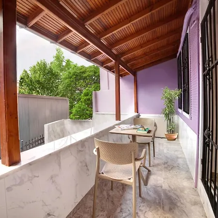 Seven Roses * Istanbul