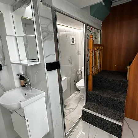 Apartament Seven Roses *