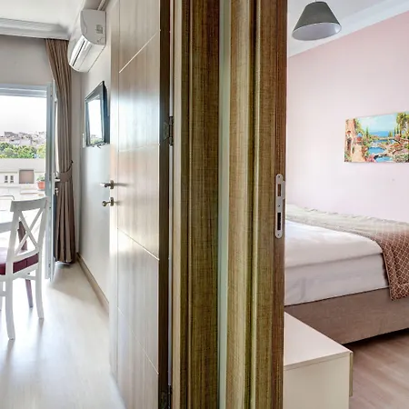 Seven Roses Istanbul