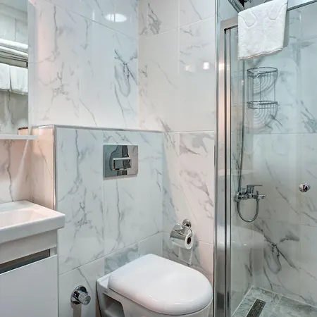 Seven Roses Hotel Istanbul