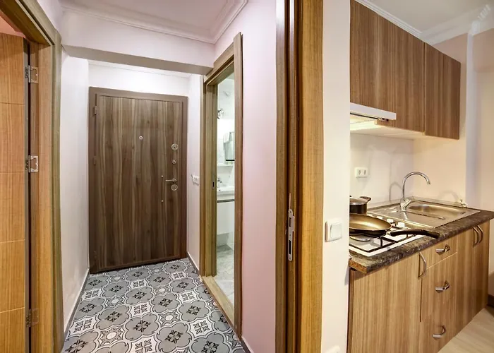 Seven Roses * Istambul