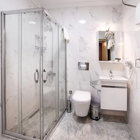 Seven Roses * Istanbul